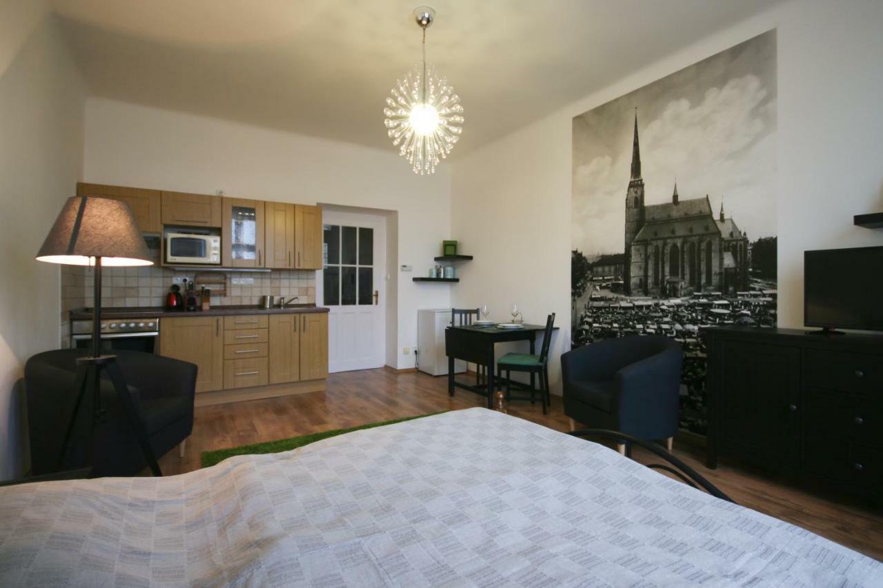 פלזן Apartman Mrakodrap מראה חיצוני תמונה