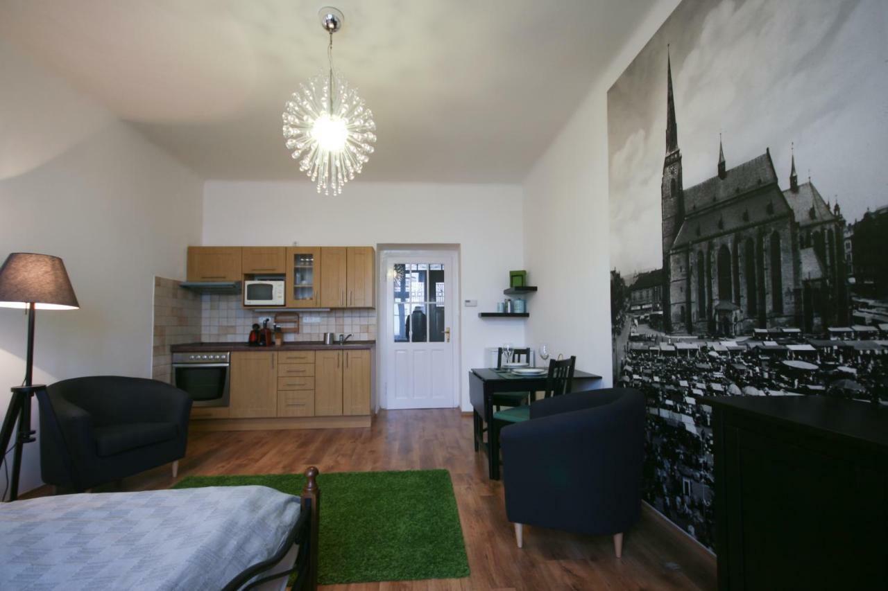 פלזן Apartman Mrakodrap מראה חיצוני תמונה